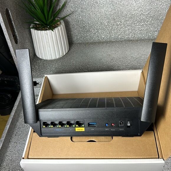 Linksys Hydra 6 Mesh WiFi 6 Router - MR20EC-AMZ - Dual-Band WiFi Router - Picture 3 of 13